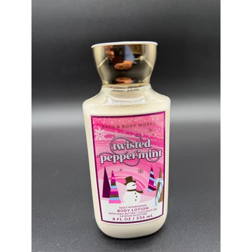 Bath & Body Works Twisted Peppermint Body Lotion 8oz 2022‎ Holiday Traditions